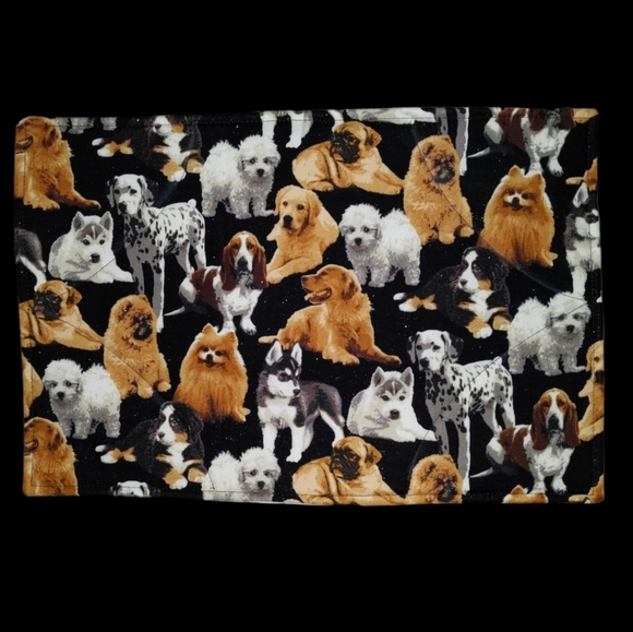 ❤️ Dog Bowls Mat Pad NEW - Picture 1 of 5